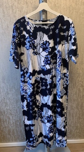 Nanso - Naisten y&ouml;paita Kirjokerttu