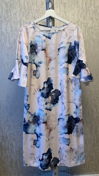 In Front satiinimekko