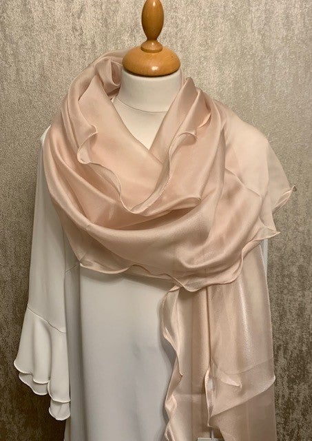 Juhlahuivi- Lasessor