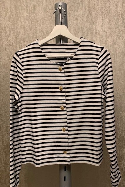 MXO sinivalkoraidallinen  jakku